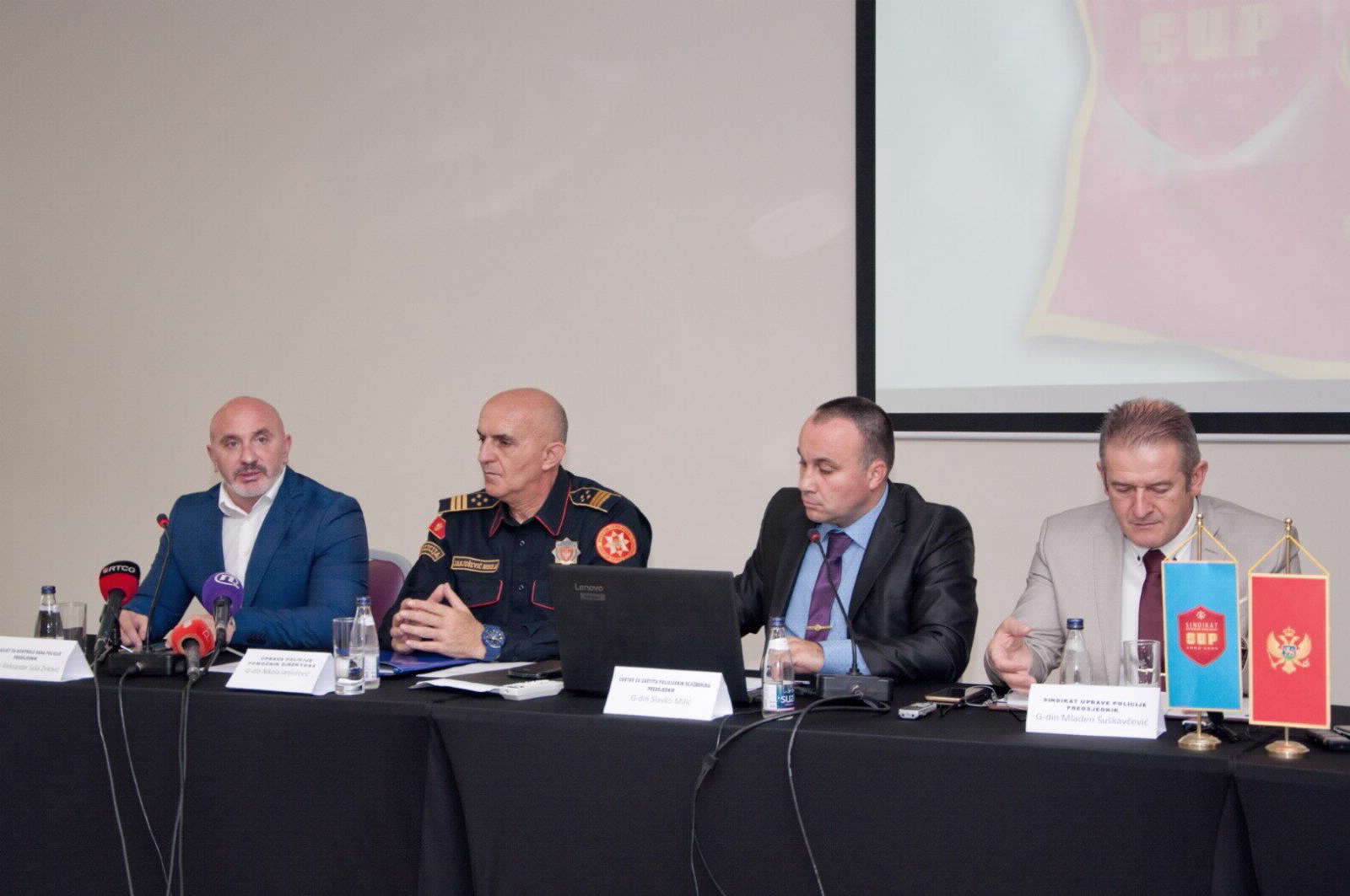 ZAJEDNIČKA BRIGA O DRUŠTVENOM UGLEDU POLICIJE