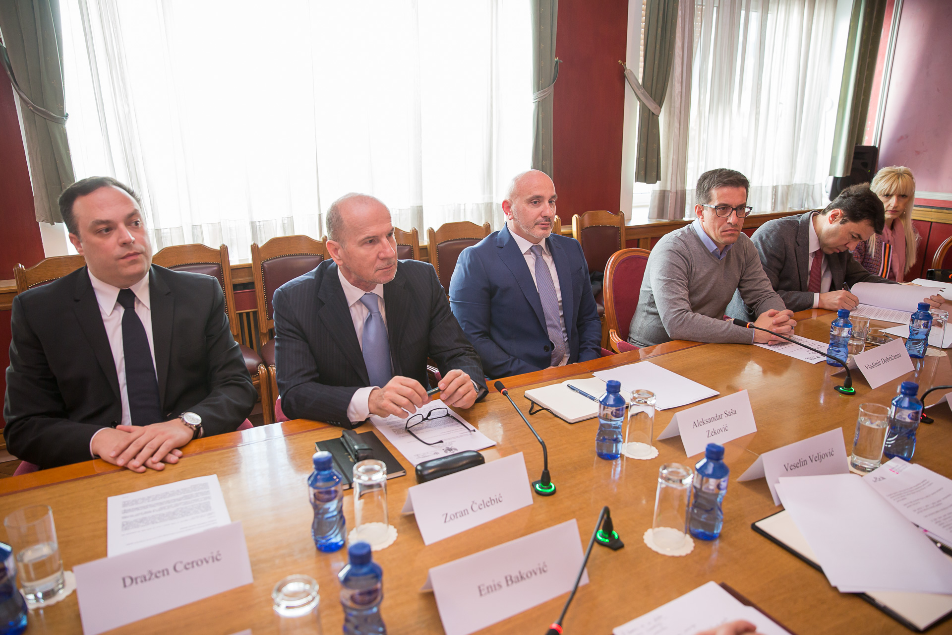 KOMPLETNO RUKOVODSTVO CRNOGORSKE POLICIJE  NA SJEDNICI SAVJETA